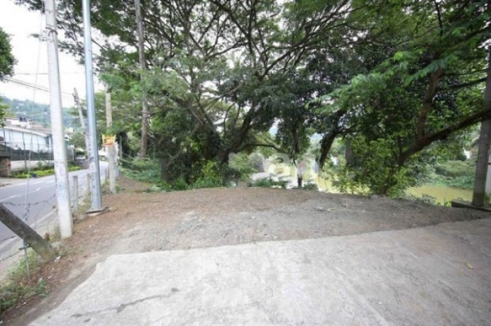 Land For Sale In Aniwatte