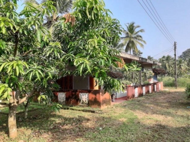 House and land for sale in Rathnapura Pallebadda