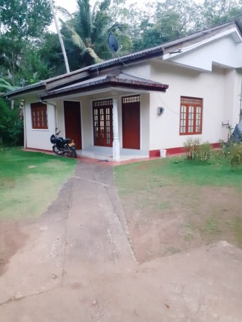 House For Sale in Bandaragama