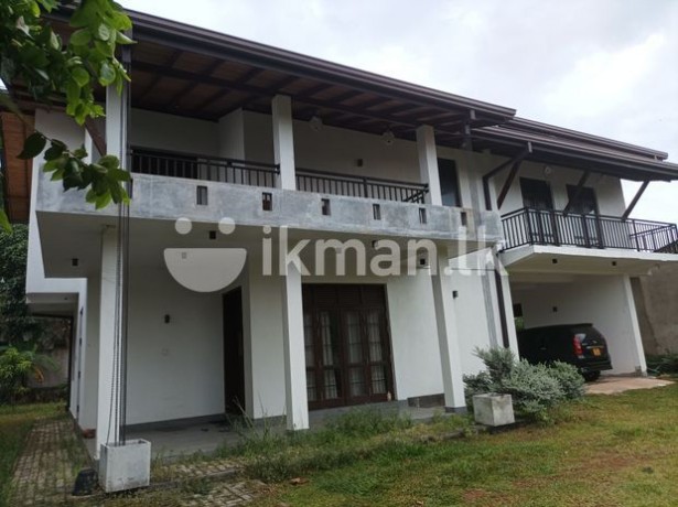 House in Panadura for Sale