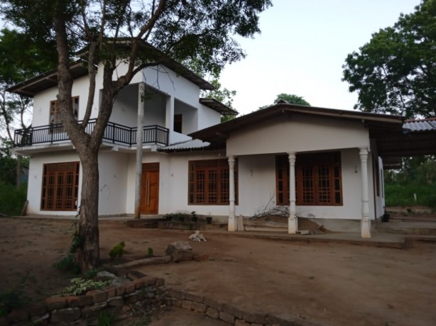 House With Land For Sale In Tissamaharama , Sooriyawewa